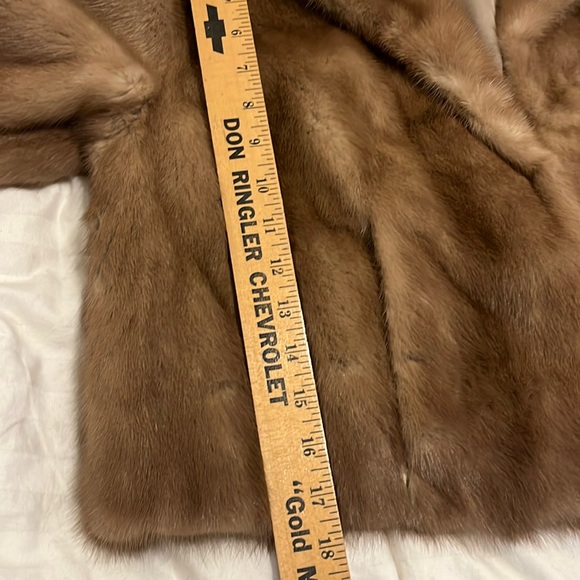 Brodys Vintage Honey Mink Bolero Jacket with Hat Pockets Winged Collar - Picture 16 of 16